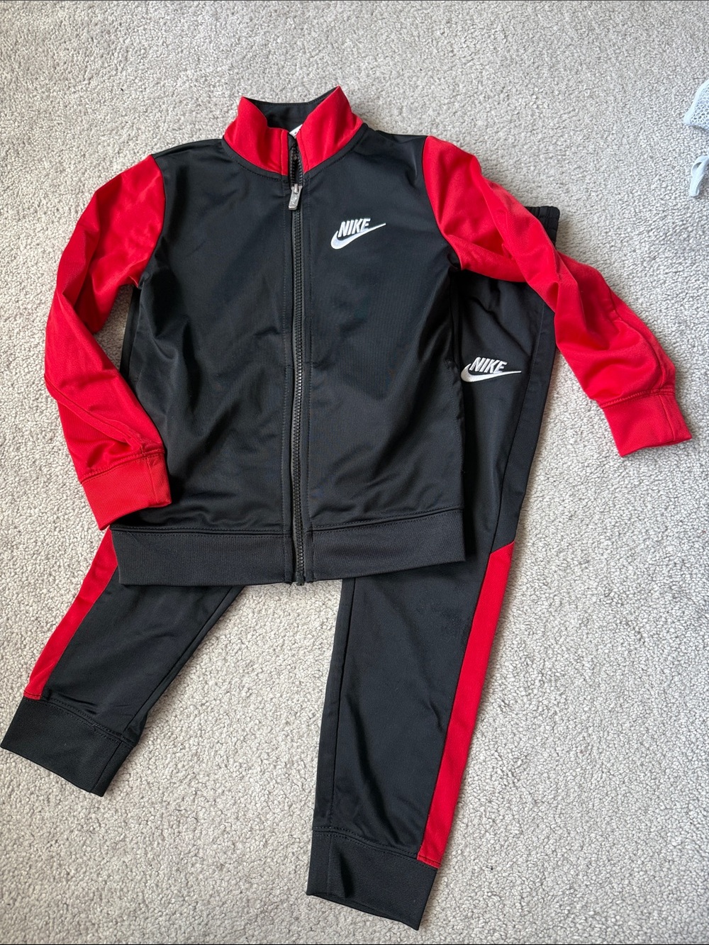 Kids Nike Track Suit